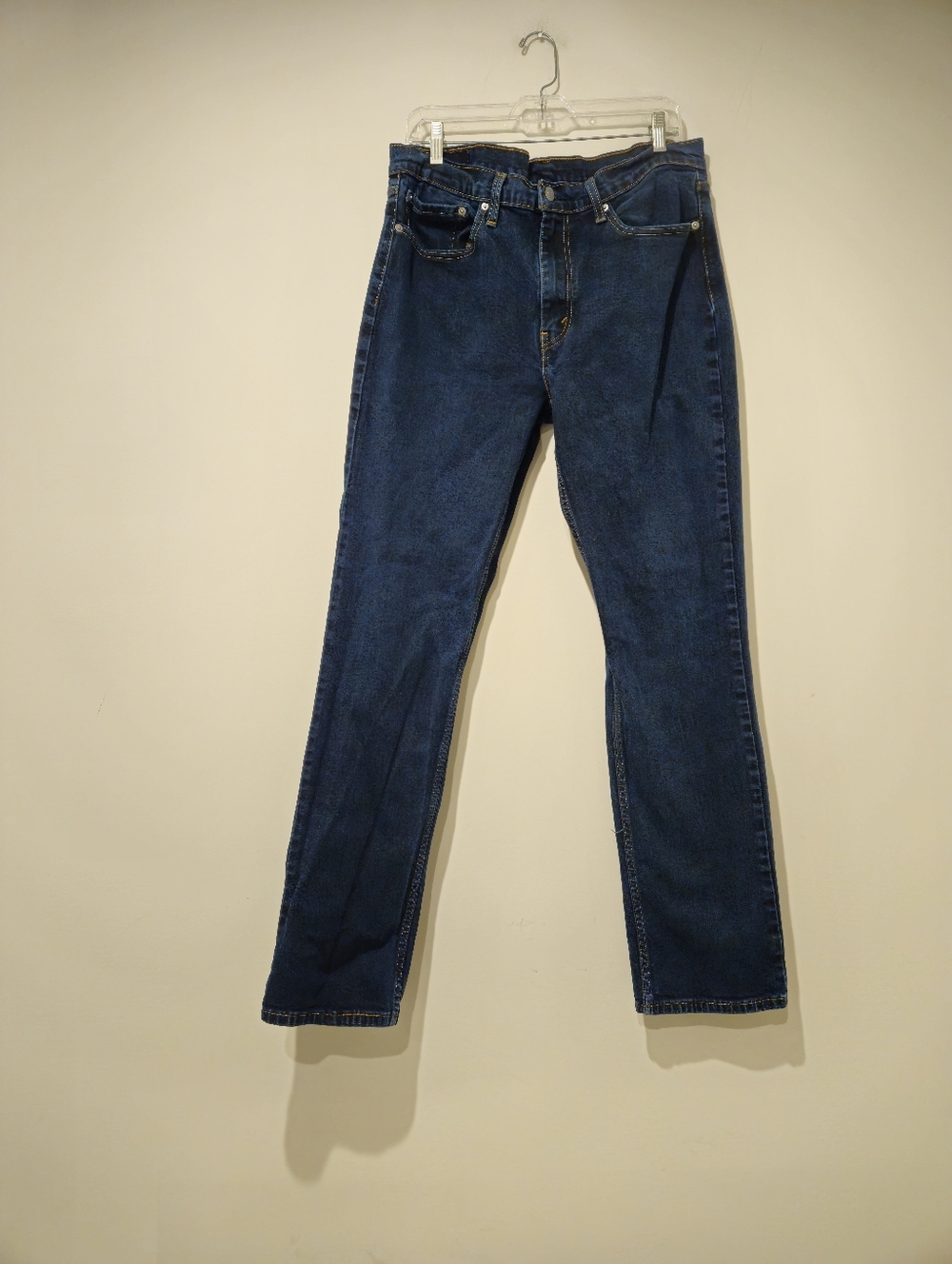 Levi's Men's 514 Dark Blue Straight-Leg Jeans, Size 36